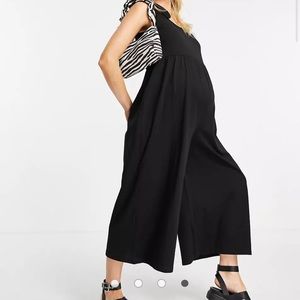 NWOT ASOS Design Maternity Tie Shoulder Smock Jumpsuit in Black Size 2